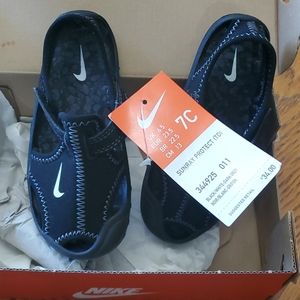 Brand New in the box Sunray Protect TD Sandals